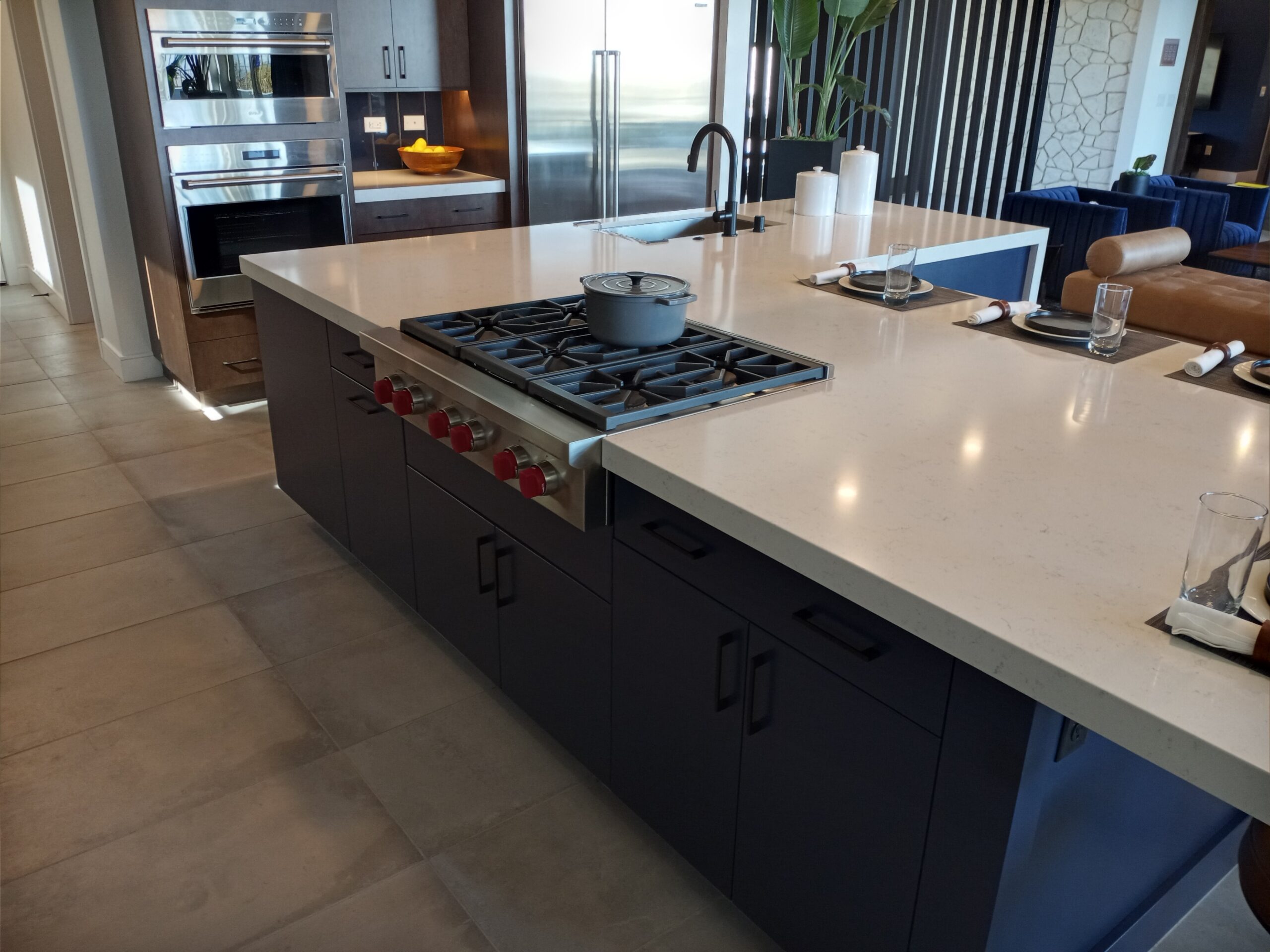 Modern Las Vegas LV World / Custom Made